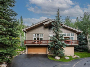 2782 Kinnikinnick Rd Unit D